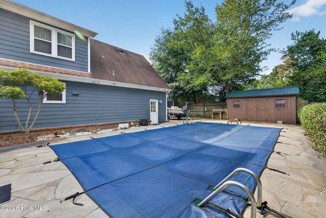 242 Dallas Drive, Wilmington, NC 28405