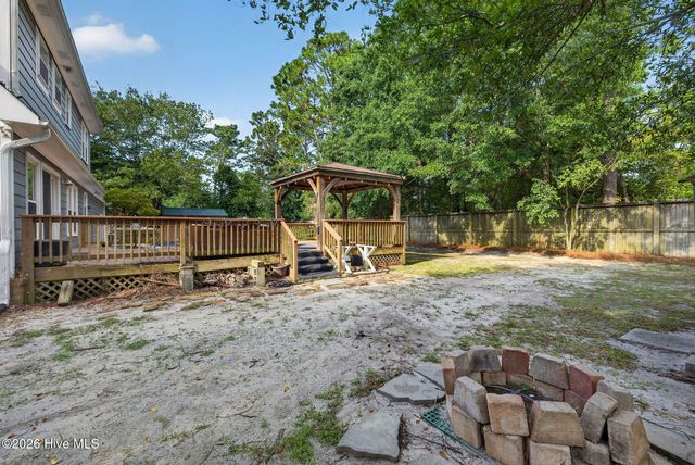 242 Dallas Drive, Wilmington, NC 28405