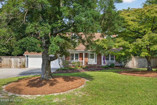 242 Dallas Drive, Wilmington, NC 28405
