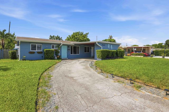 7530 LINCOLN Street, Hollywood, FL 33024