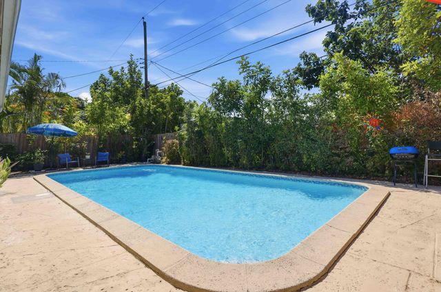 7530 LINCOLN Street, Hollywood, FL 33024