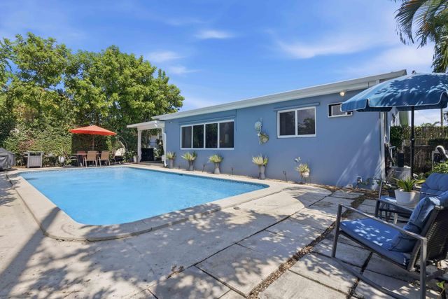 7530 LINCOLN Street, Hollywood, FL 33024
