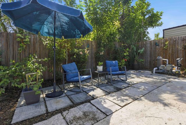 7530 LINCOLN Street, Hollywood, FL 33024