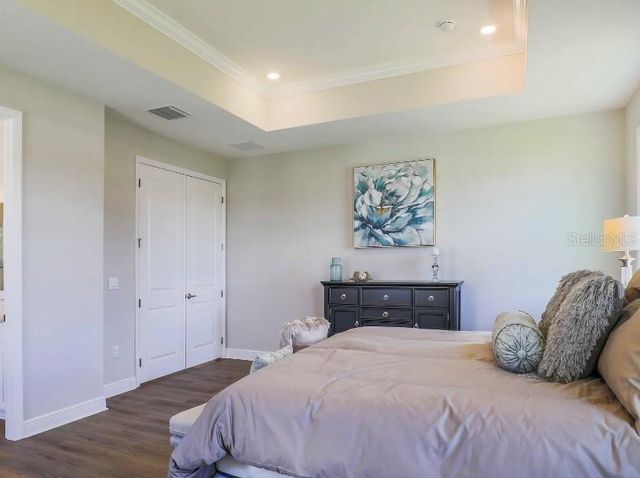 30513 PRESTWICK AVENUE, Sorrento, FL 32776