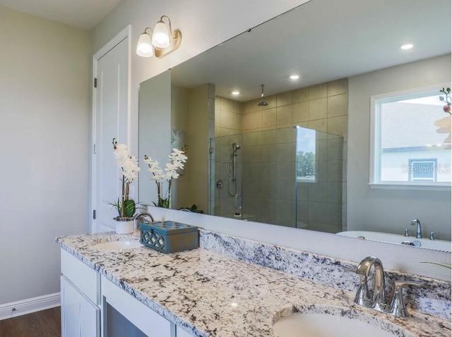 30513 PRESTWICK AVENUE, Sorrento, FL 32776