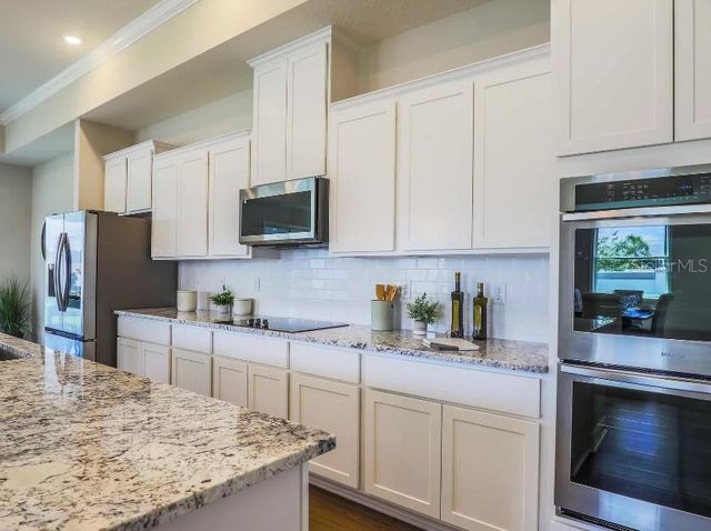 30513 PRESTWICK AVENUE, Sorrento, FL 32776