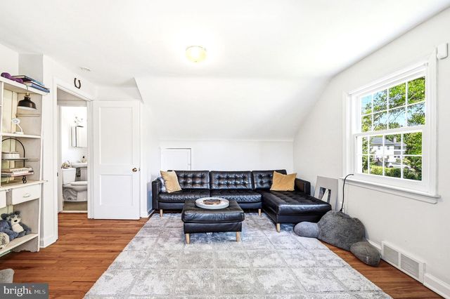345 HAVERFORD PL, Swarthmore, PA 19081