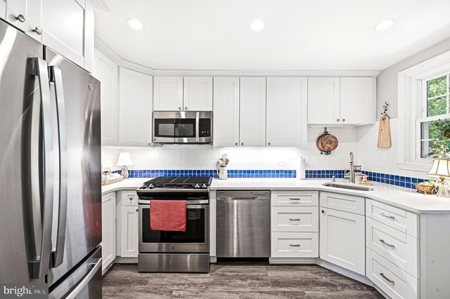 345 HAVERFORD PL, Swarthmore, PA 19081
