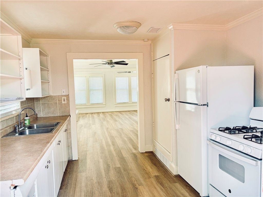 609 Southern St, Corpus Christi, TX 78404 — photo 4