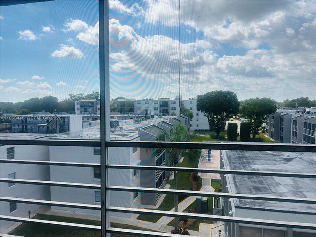 14170 SW 84th St 501-F, Miami, FL 33183