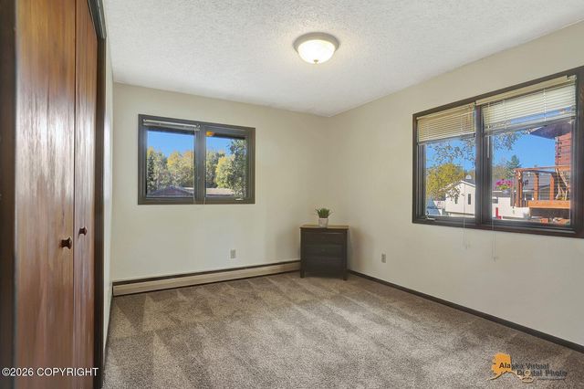 8541 Greenhill Way Way, Anchorage, AK 99502