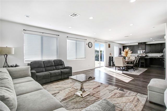 29354 Sword Fern, Lake Elsinore, CA 92530