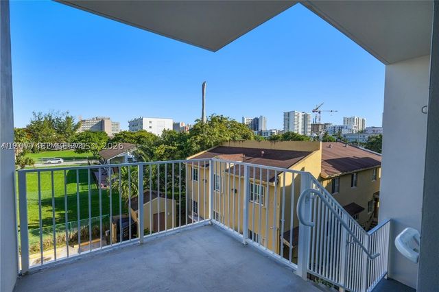 1620 NW 18th St 305, Miami, FL 33125