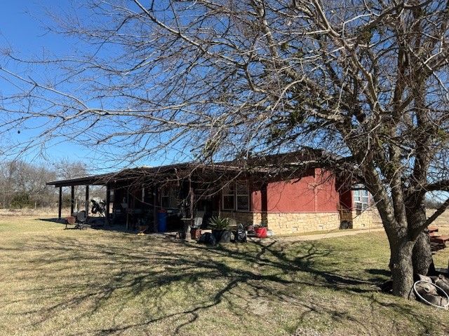994 County Road 3925, Wolfe City, TX 75496