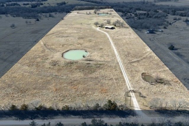 994 County Road 3925, Wolfe City, TX 75496