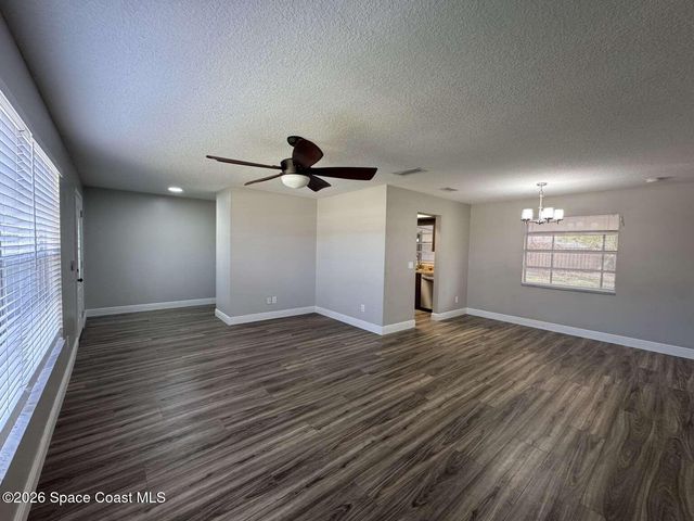 1583 White Cap Way, Melbourne, FL 32935