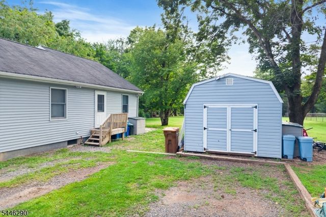 174 Maple St, Bridgewater Twp., NJ 08807