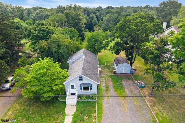 174 Maple St, Bridgewater Twp., NJ 08807