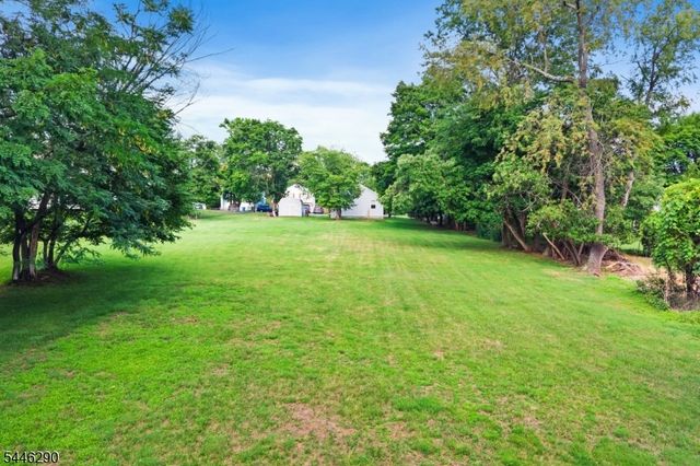 174 Maple St, Bridgewater Twp., NJ 08807
