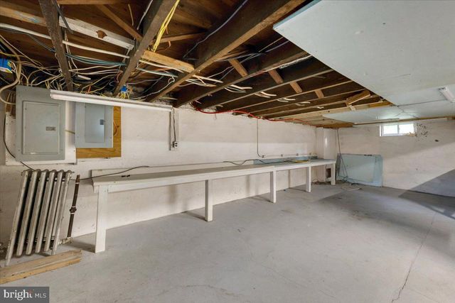 5136 MCKINLEY AVE, Whitehall, PA 18052