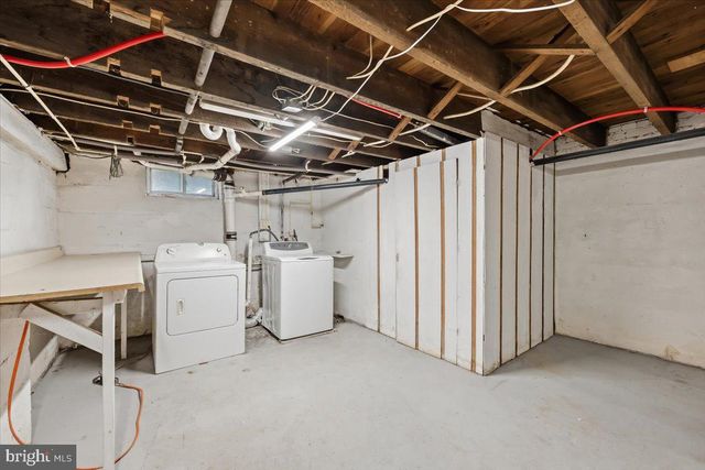 5136 MCKINLEY AVE, Whitehall, PA 18052