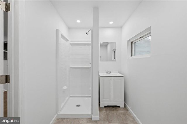 5136 MCKINLEY AVE, Whitehall, PA 18052