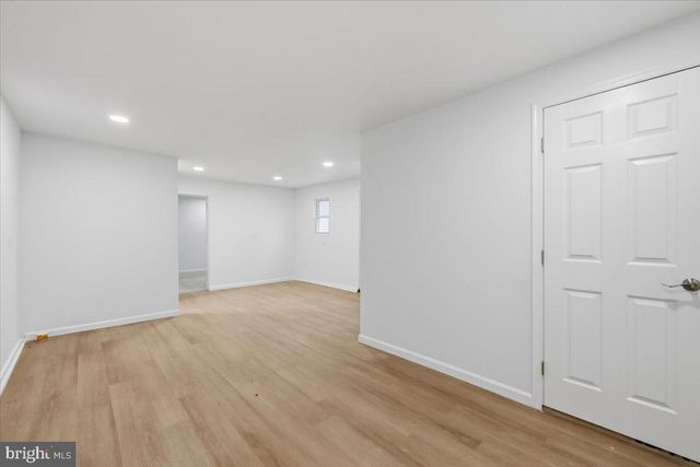5136 MCKINLEY AVE, Whitehall, PA 18052