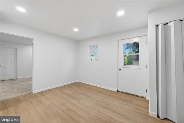 5136 MCKINLEY AVE, Whitehall, PA 18052