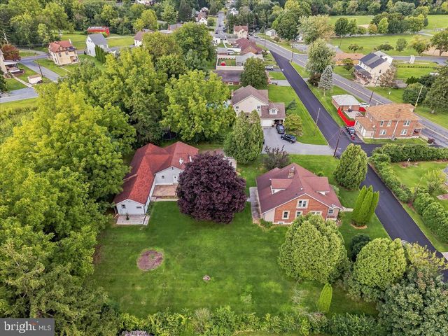 5136 MCKINLEY AVE, Whitehall, PA 18052