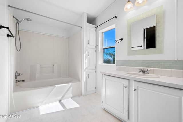 7690 S CIRCLE S Drive, Hereford, AZ 85615