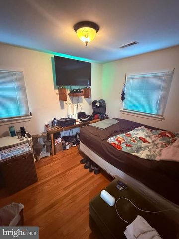 18318 SHARON RD, Triangle, VA 22172