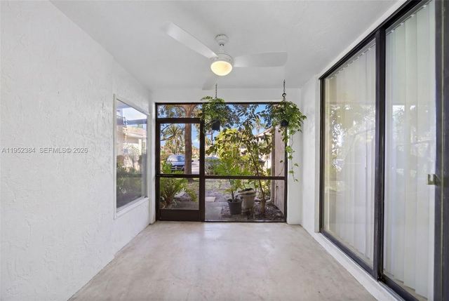 3545 Magellan Cir 351-5, Aventura, FL 33180