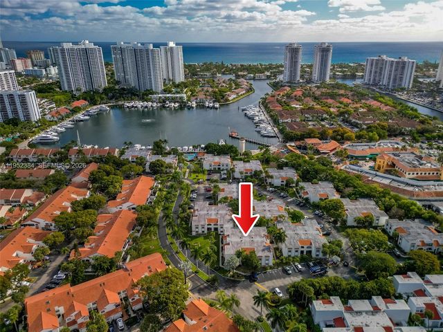 3545 Magellan Cir 351-5, Aventura, FL 33180