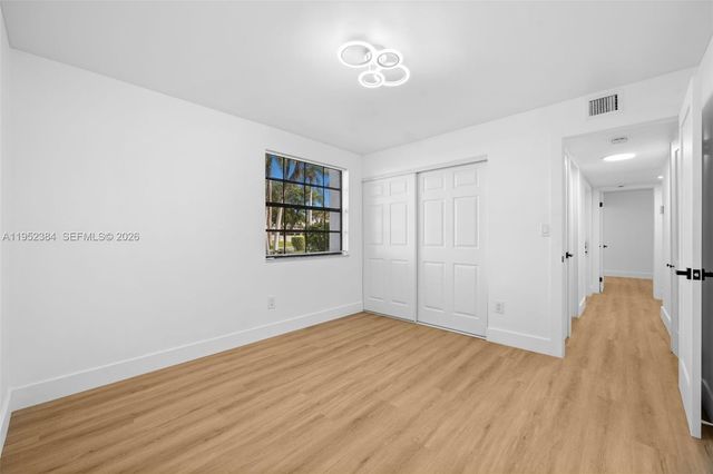 3545 Magellan Cir 351-5, Aventura, FL 33180