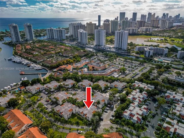 3545 Magellan Cir 351-5, Aventura, FL 33180