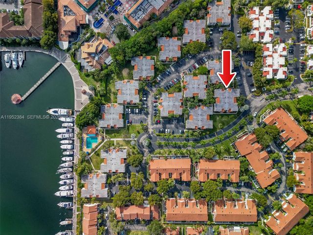 3545 Magellan Cir 351-5, Aventura, FL 33180