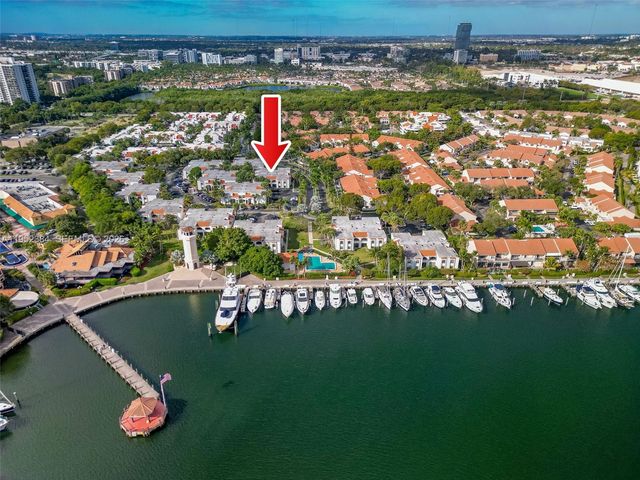 3545 Magellan Cir 351-5, Aventura, FL 33180