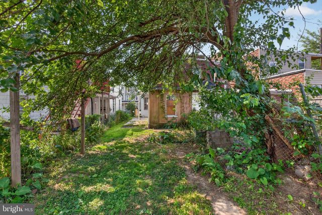 1614 SWATARA ST, Harrisburg, PA 17104