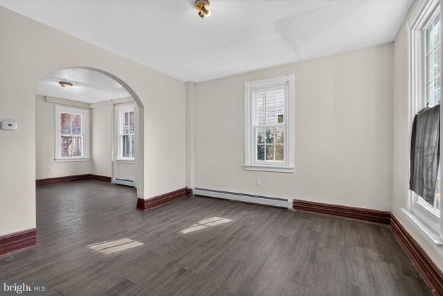 1614 SWATARA ST, Harrisburg, PA 17104
