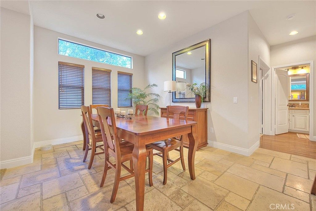 Image 22 of property listing at 2750 Hidden Hills, Corona, CA 92882