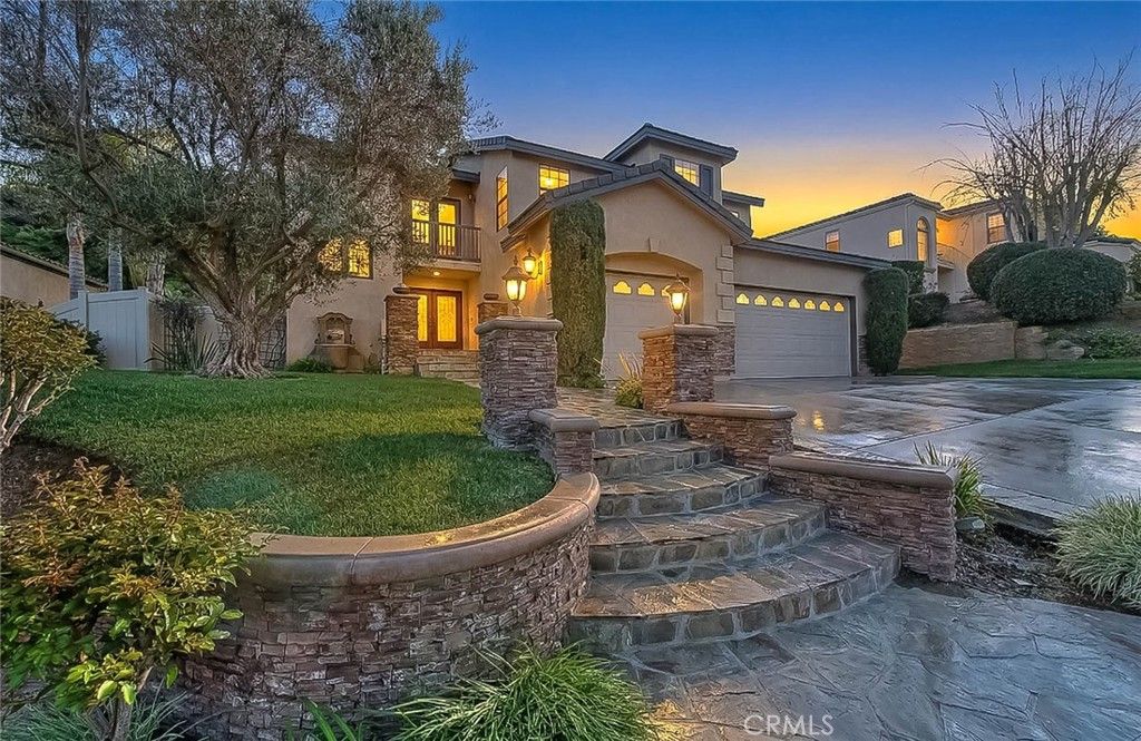 Image 3 of property listing at 2750 Hidden Hills, Corona, CA 92882