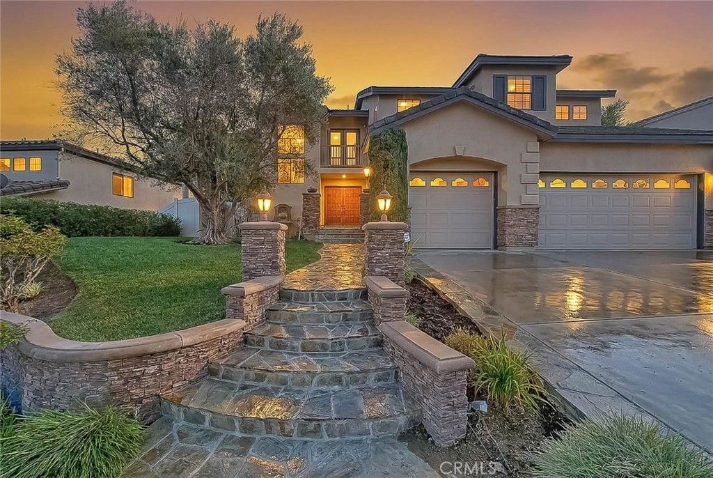 Image 4 of property listing at 2750 Hidden Hills, Corona, CA 92882