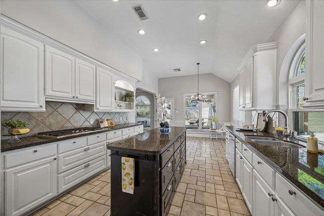 6223 Hidden Lakes Drive, Houston, TX 77345