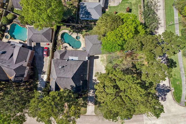 6223 Hidden Lakes Drive, Houston, TX 77345