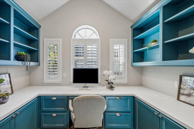 6223 Hidden Lakes Drive, Houston, TX 77345