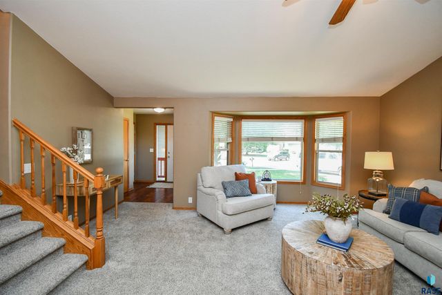 3234 S Serenity Trl Trail, Sioux Falls, SD 57103