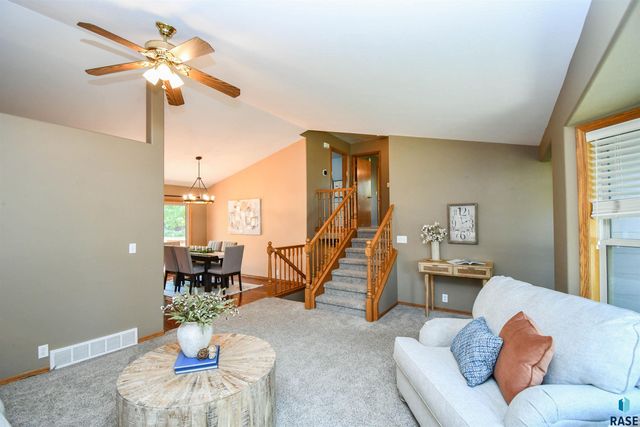 3234 S Serenity Trl Trail, Sioux Falls, SD 57103