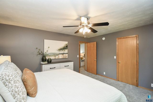 3234 S Serenity Trl Trail, Sioux Falls, SD 57103