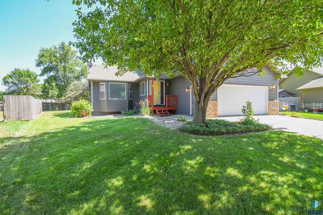 3234 S Serenity Trl Trail, Sioux Falls, SD 57103