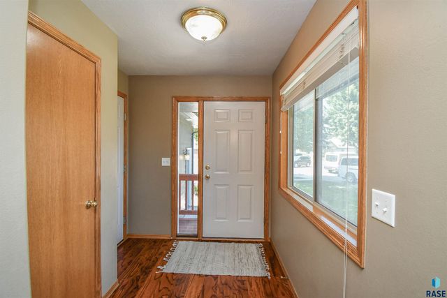 3234 S Serenity Trl Trail, Sioux Falls, SD 57103